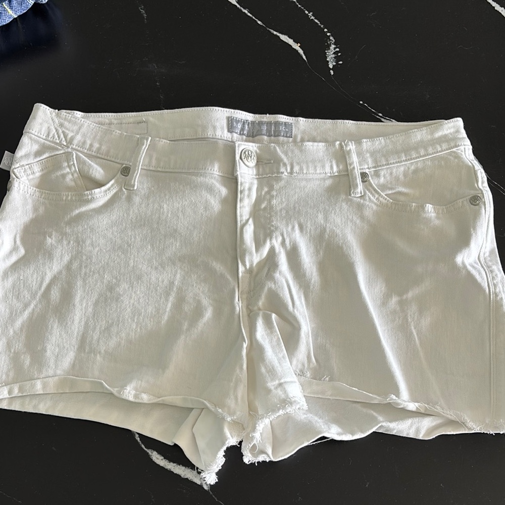 Rock & Republic White Denim Jean Shorts Frayed Hem
